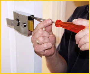 Exclusive Locksmith Service Nashville, TN 615-375-3380 Exclusive Locksmith Service Nashville, TN 615-375-3380 - 10-lock-smiths